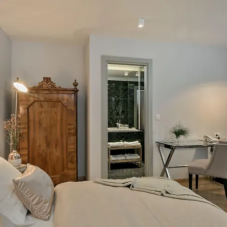 Heritage 19 Hotel
