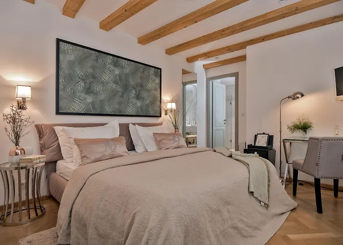 Heritage Hotel 19 4*