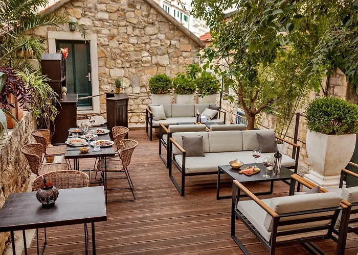 Hotel Heritage 19 4*