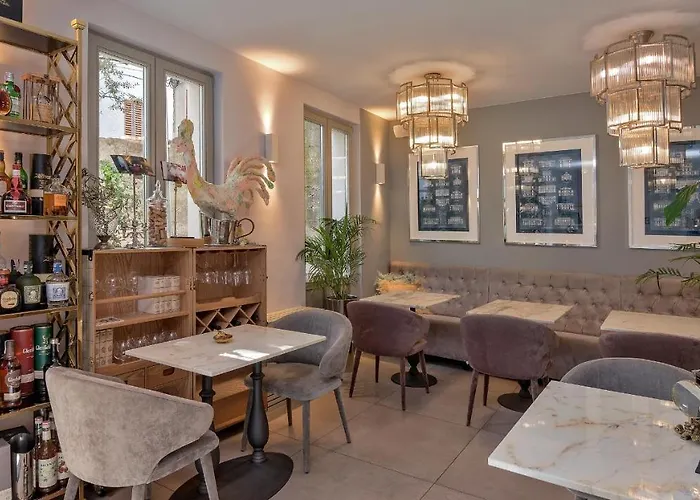 Heritage Hotel 19 4*