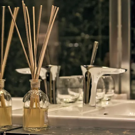 Heritage Hotel 19 4*