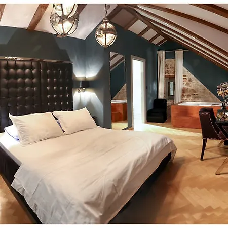 Heritage 19 Otel 4*
