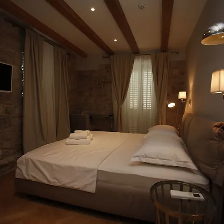 Otel Heritage 19