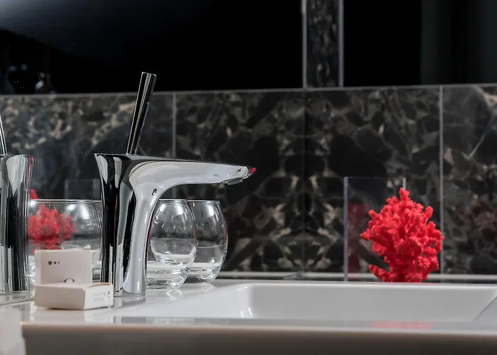 Heritage Hotel 19 Hotel 4*